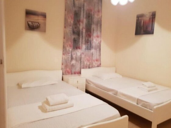 Glyfada Two Floor Maisonette 61 - Photo4