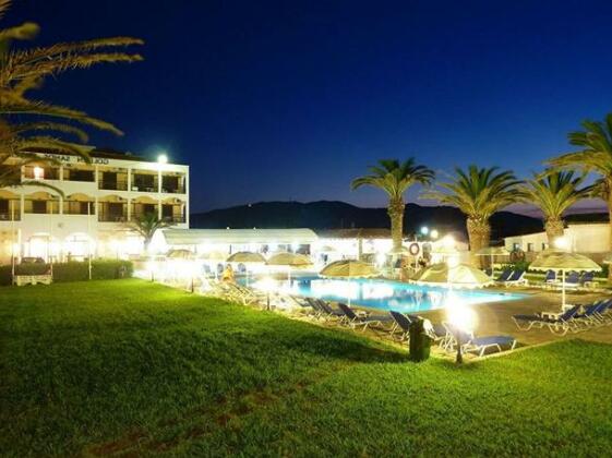 Golden Sands Hotel - Photo2
