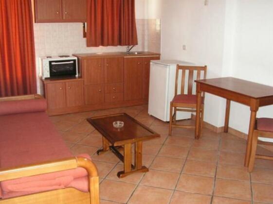 Goudelis Apartments - Photo4