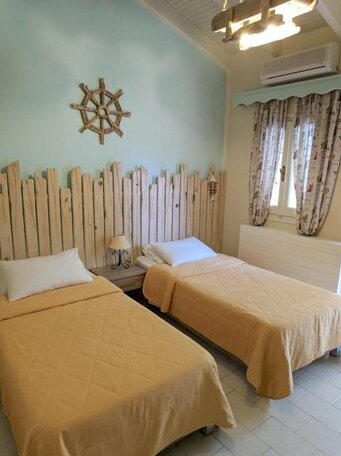 Helena's Rooms - Photo4