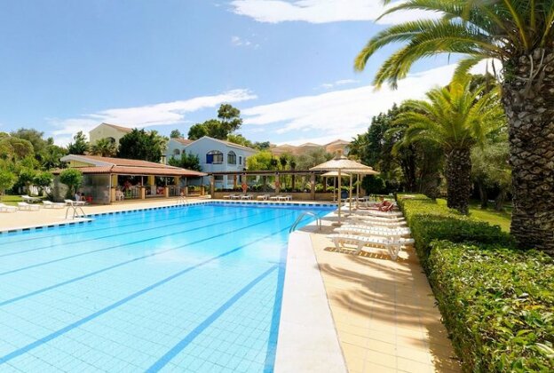 Helion Resort - Photo2