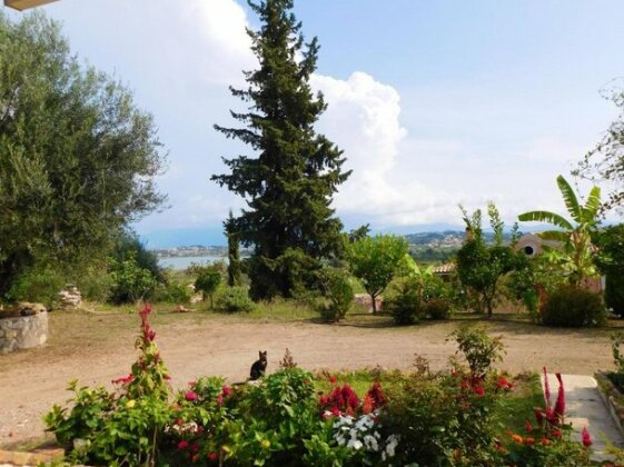 Holiday home Perama - Photo3