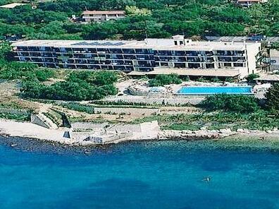 Hotel Bellos Beach - Photo3