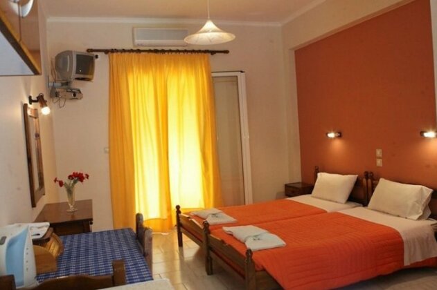 Irene Apartments - Photo4