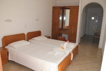 Irene Apartments - Photo5