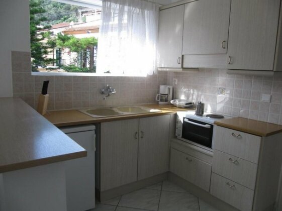 Irini Apartments and Studios - Photo3