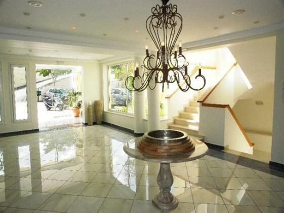 Ithea Suites Hotel - Photo2