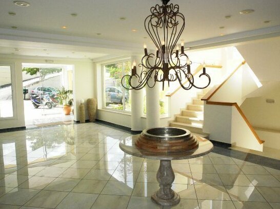 Ithea Suites Hotel - Photo3