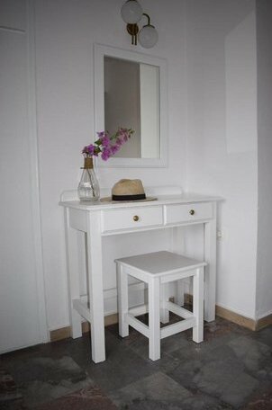 Kalimera Studios and Apartments - Photo4