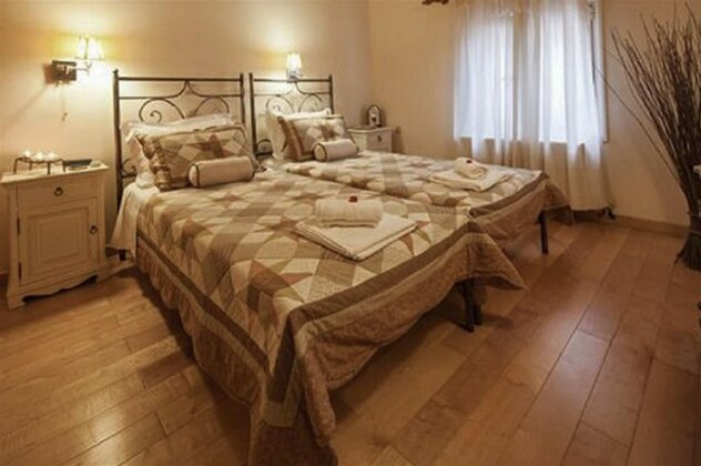 Kaloudis Studios & Apartments - Photo5