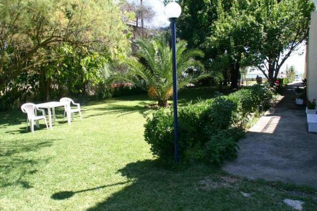Kantas Apartments - Photo2