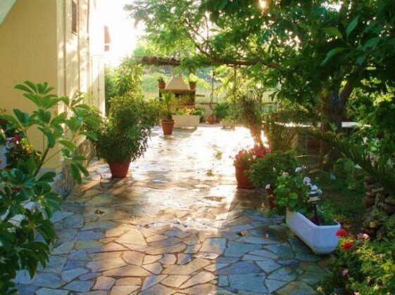 Kapetanios Studios - Photo3