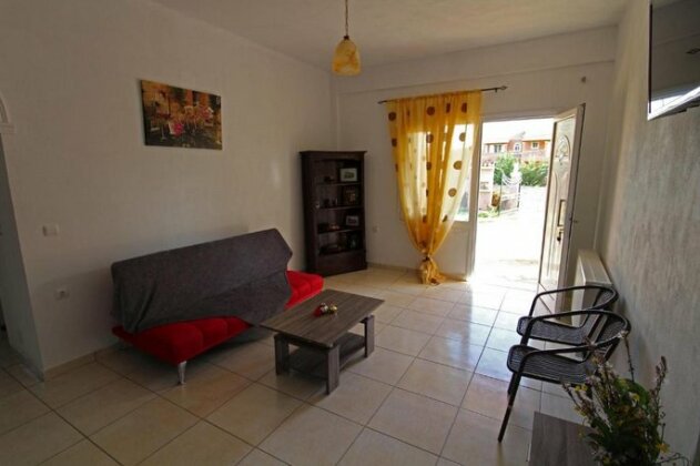 Karoubis House - Photo3