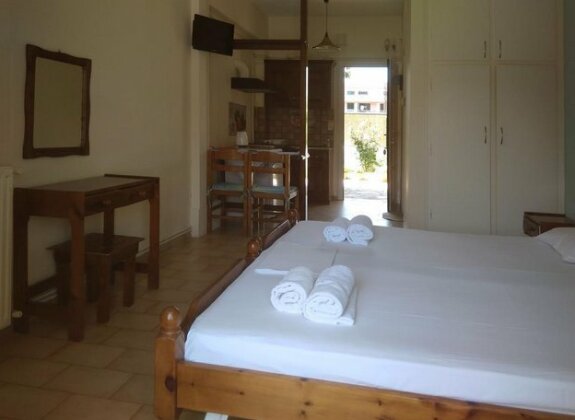 Katerina Pool Apartments - Photo3