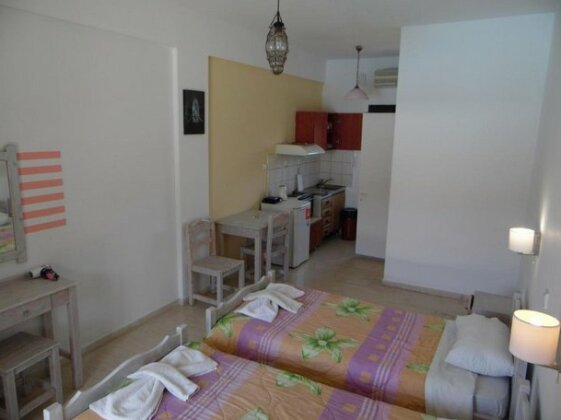 Katsaros - Photo3