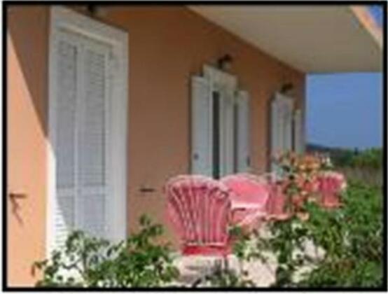Kostas Apartments Roda - Photo2