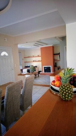 Lazaros - Photo3