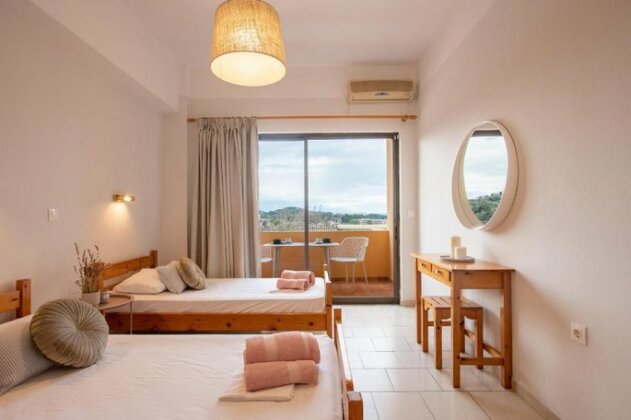 Little Corfu - Photo5