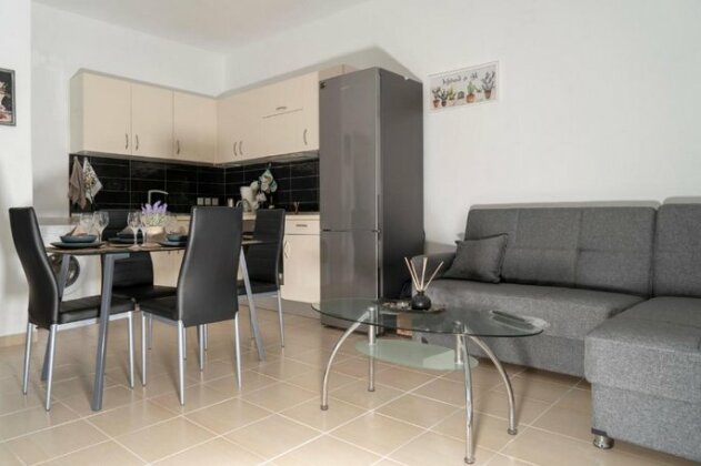 Liz Apartment - Photo2