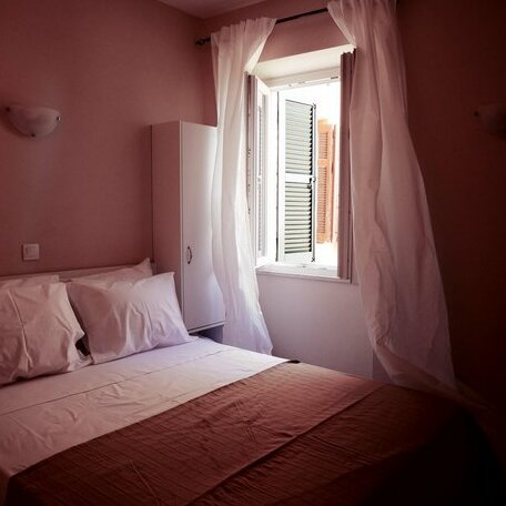 LOC Hospitality - Photo2