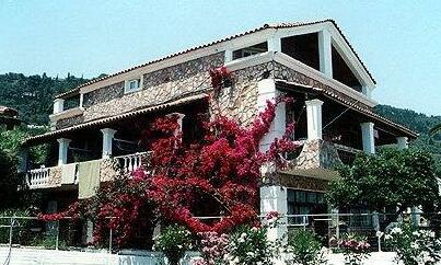 Louiza Apartments - Photo3