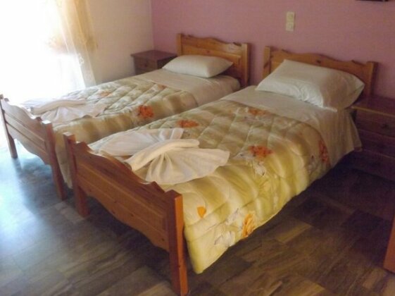 Makis Studios & Apartments - Photo3