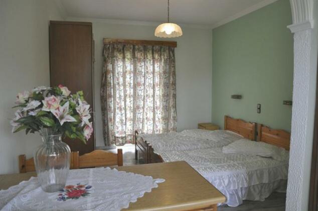 Makis Studios & Apartments - Photo4