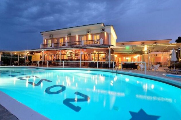 Maltezos Hotel - Photo2