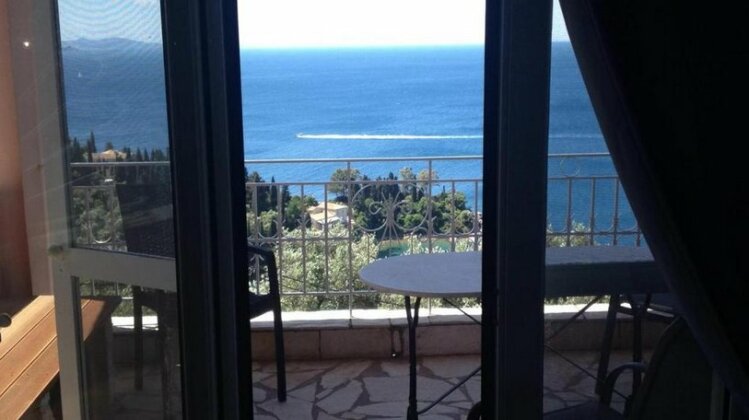 Maria Corfu Loustri - Photo2
