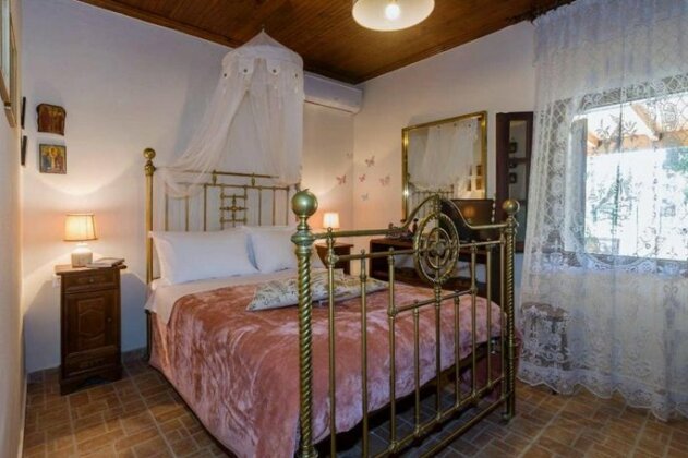 Maria's Countryside House - Photo4