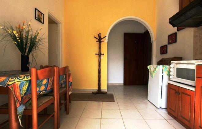 Maritsas Apartments - Photo3