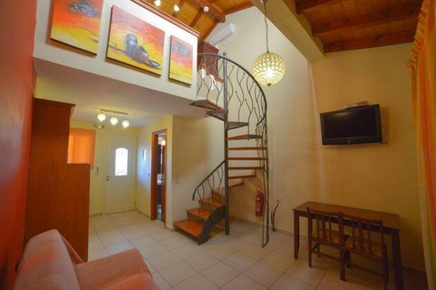 Megali Luxuries Apartments - Photo5