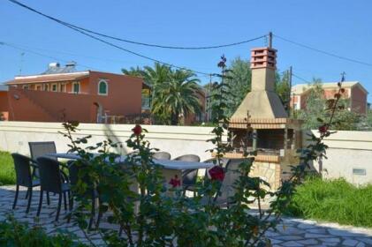 Megali Luxuries Apartments