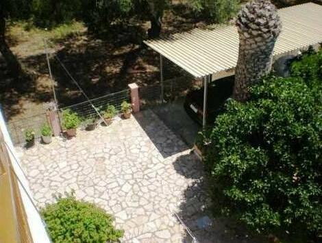 Mejanis Studios - Photo2