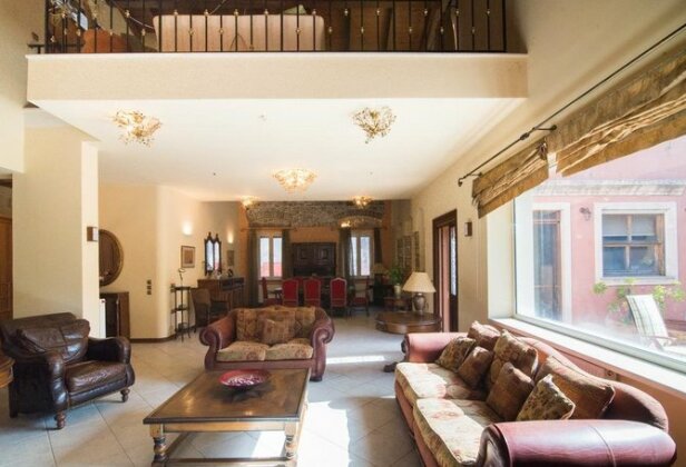 Moraitis Mansion - Photo5