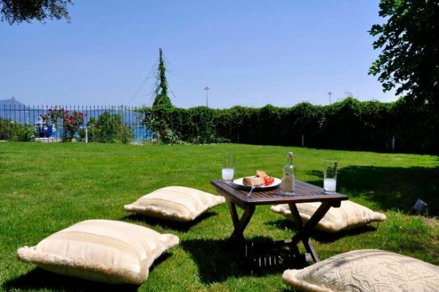 Myronis Villa Corfu Town - Photo4