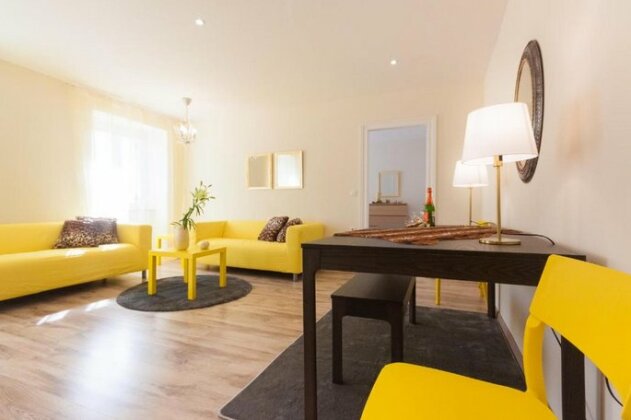 Nadiona Apt - Photo2