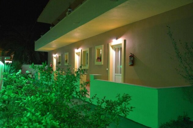 Natural Blue Apartments - Photo2