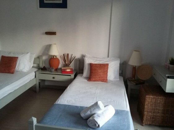 Nautical House Inn - Photo5