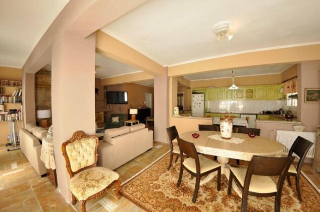 Nodaros Home - Photo2