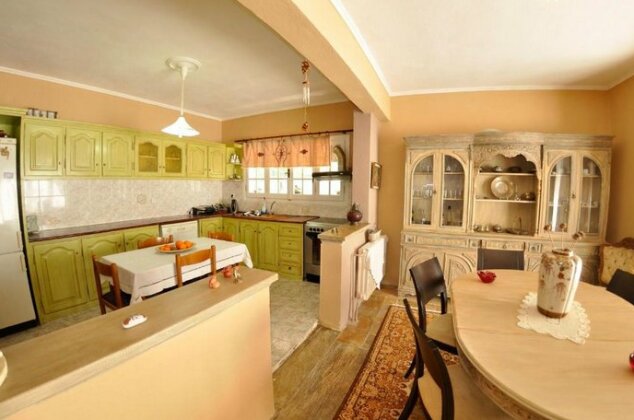 Nodaros Home - Photo5