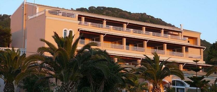 Paramonas Hotel