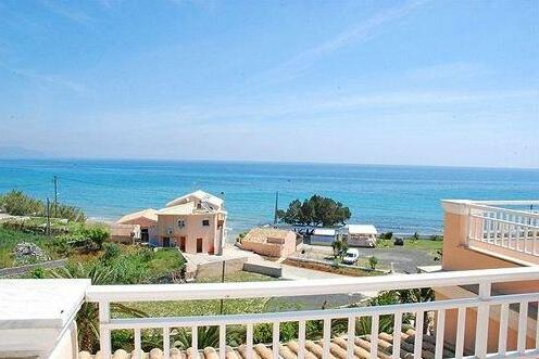 Paramonas Hotel - Photo2