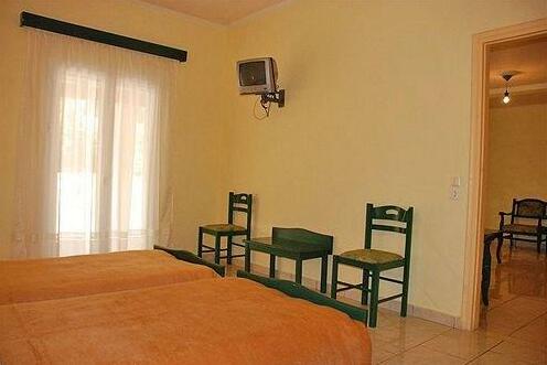 Paramonas Hotel - Photo3