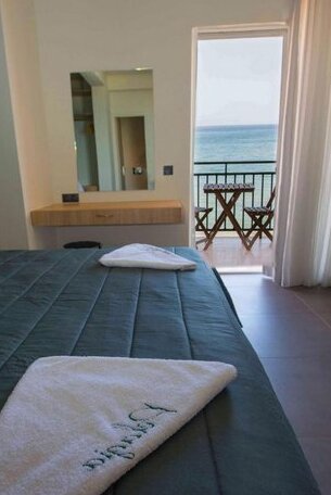 Pelagia Sea Side 1 - Photo2