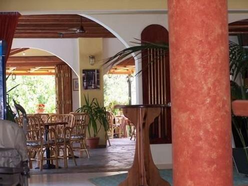 Perros Hotel - Photo3