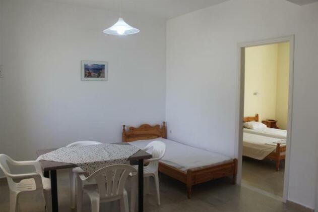 Pink House Socrates - Photo2