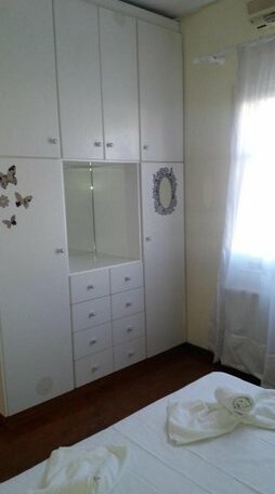 Pitsinis Studios & Apartments - Photo3