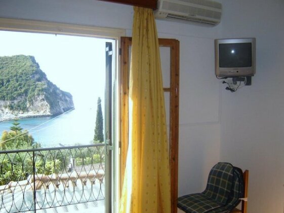 Rapanos Apartments - Photo4