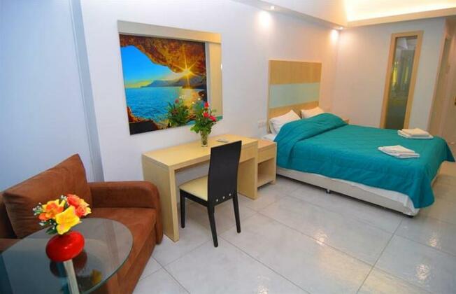 Romantic Palace Corfu Island - Photo3